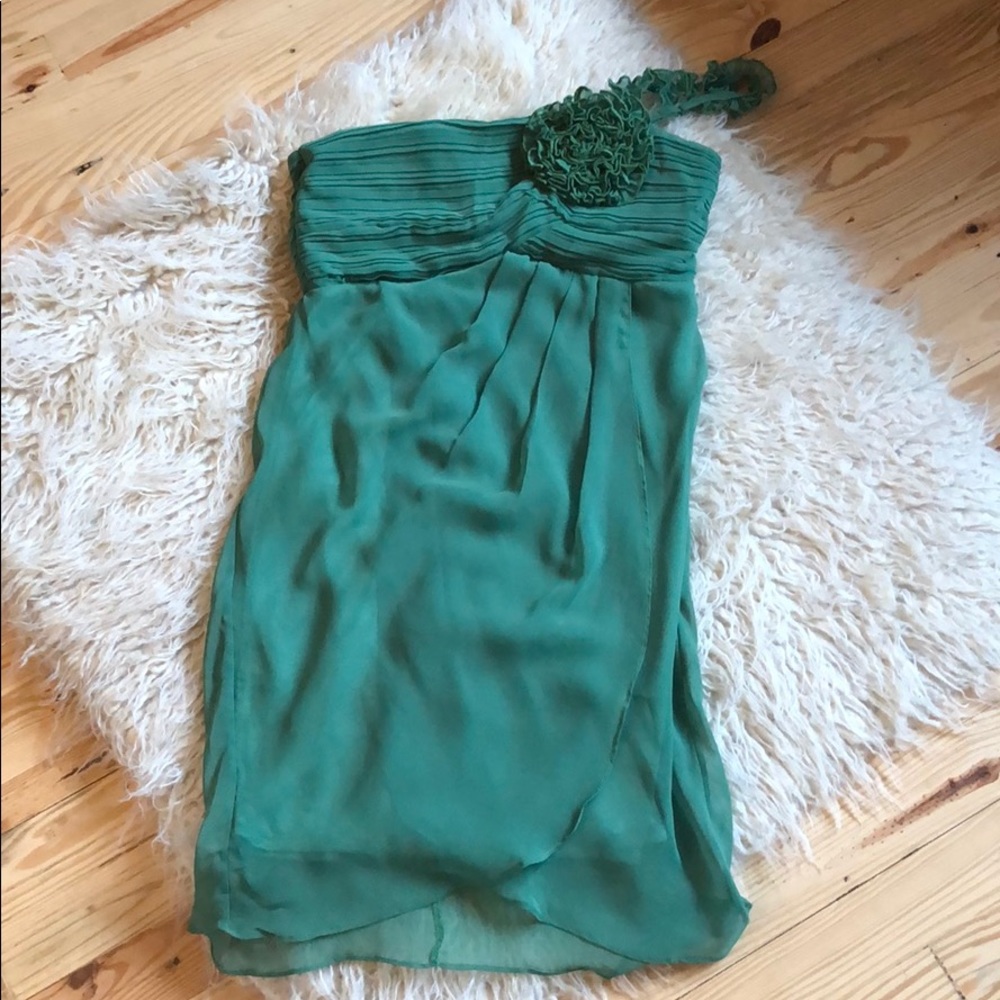 Green one shoulder dress
